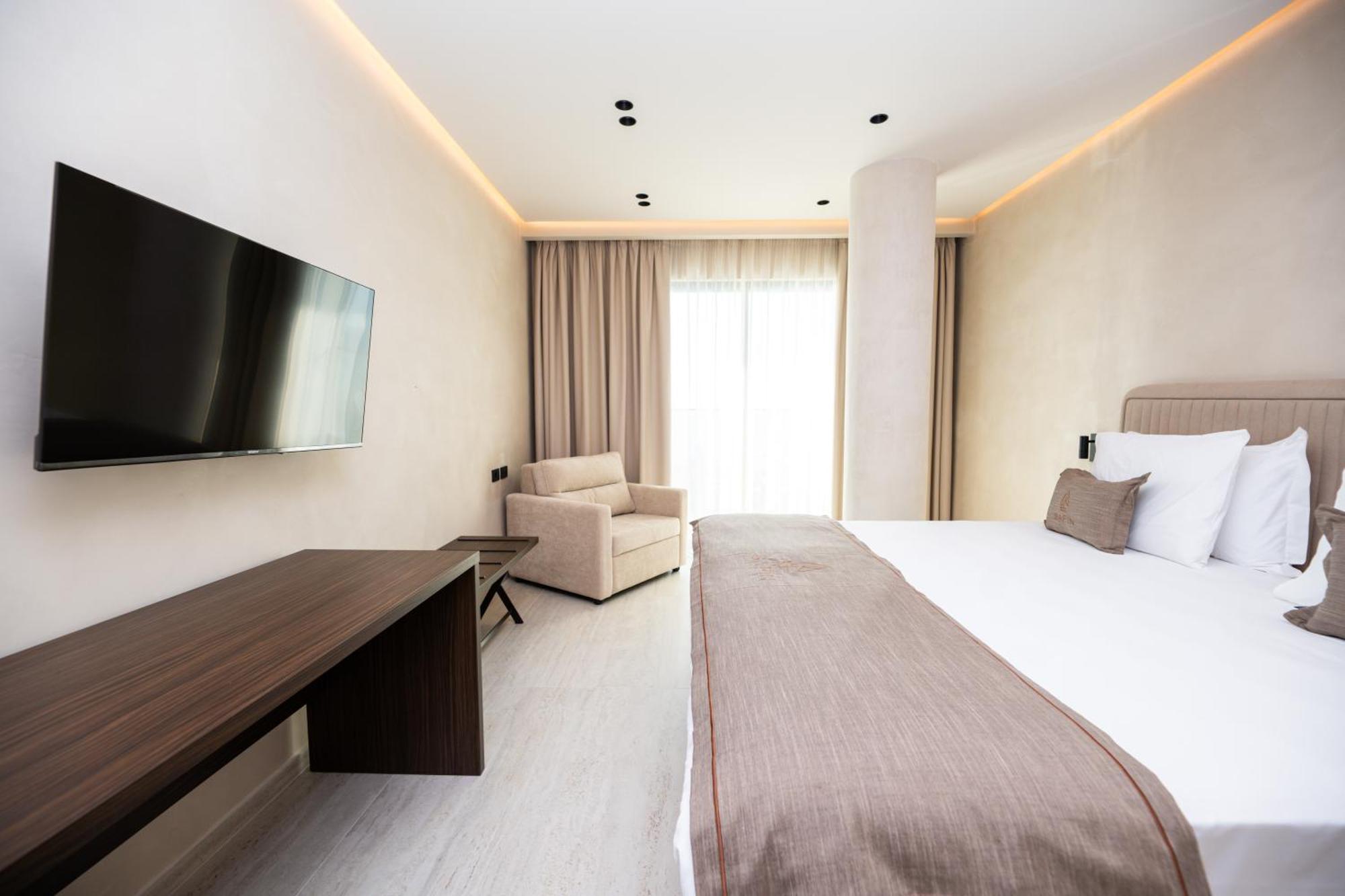 Safin & Hotel