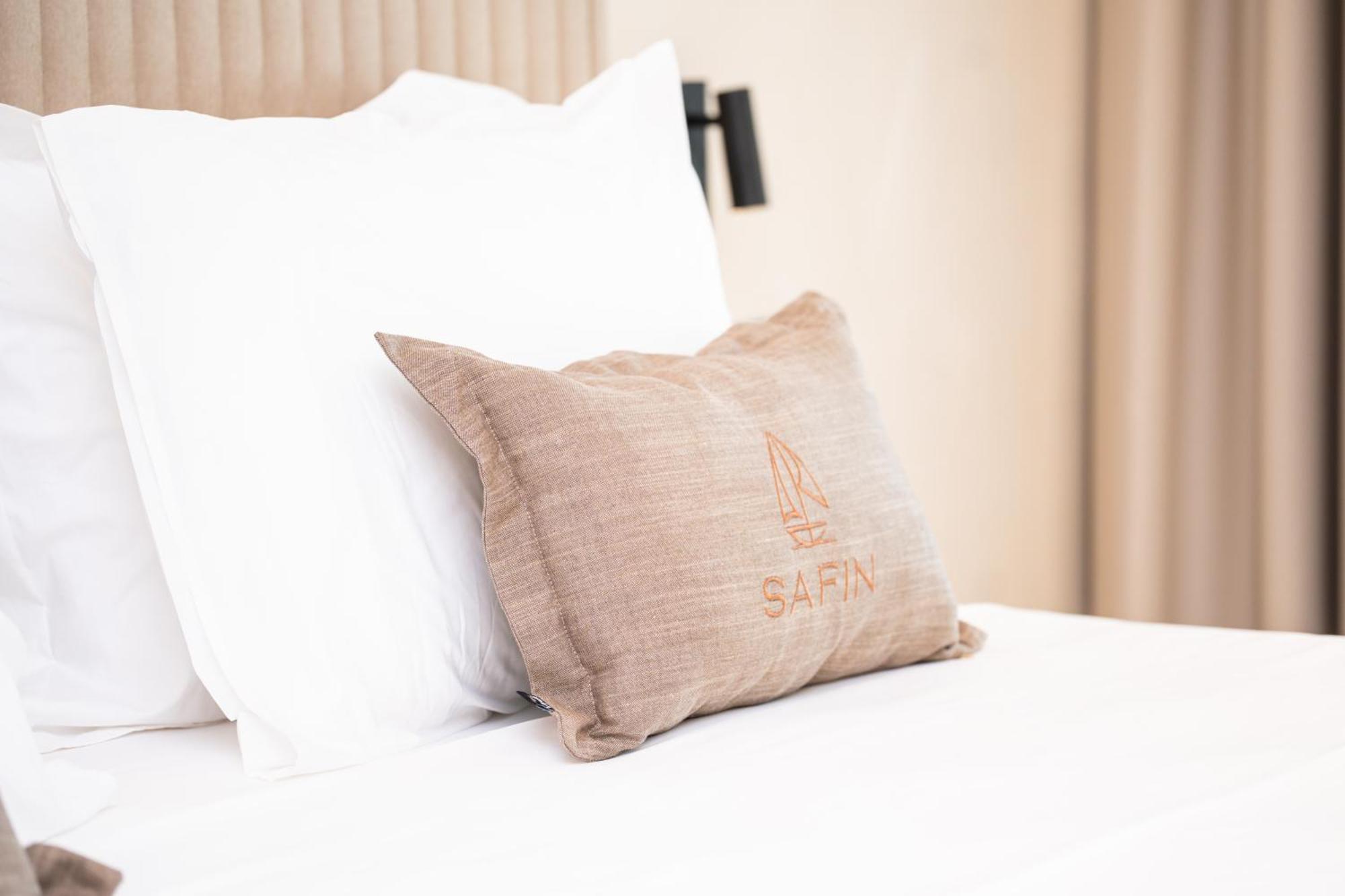 Safin & Hotel